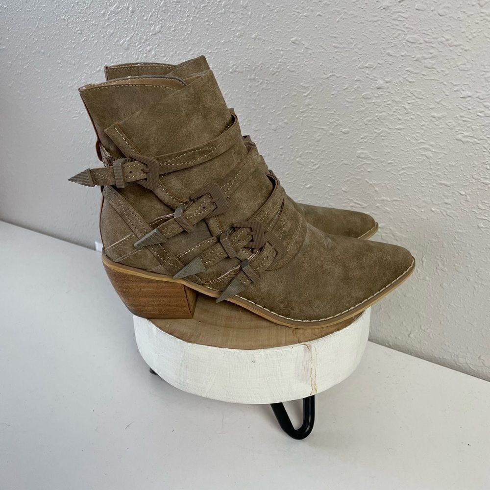 EUC Mi.iM Womens Heeled Booties Size 7